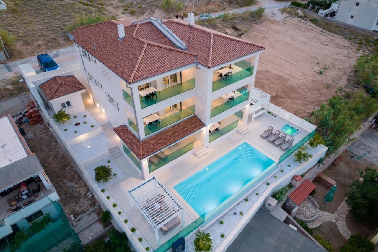 Apartvilla Pag 帕格 外观 照片