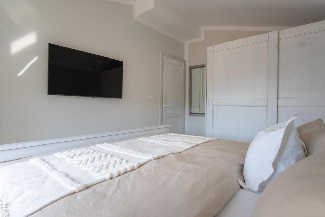 Apartvilla Pag 帕格 外观 照片